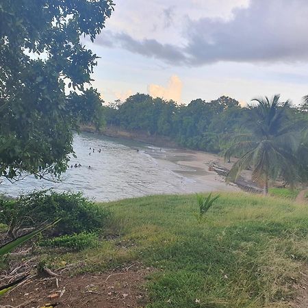 Bungalow Vacances Sainte-Rose Luaran gambar