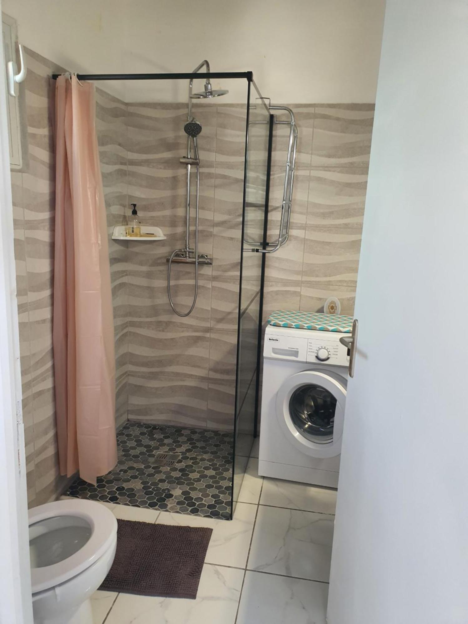 Bungalow Vacances Sainte-Rose Luaran gambar